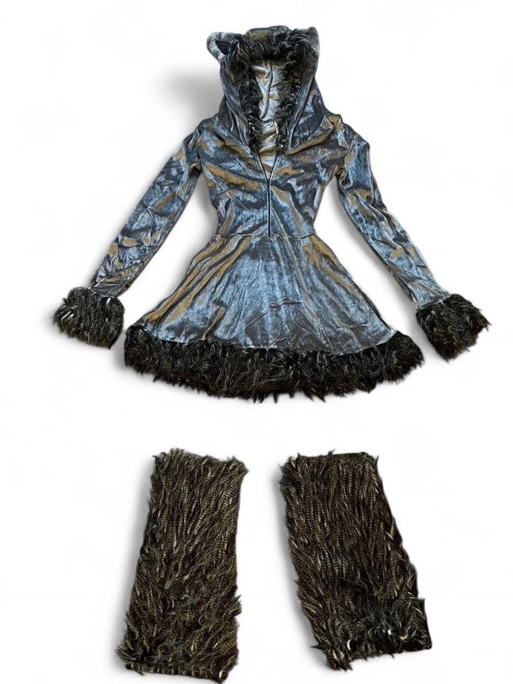 Y2K deadstock 2000s iconic "howling hottie" faux fur were wolf costume set
